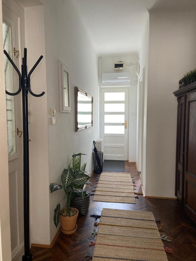 Flora Apartment Novi Sad Ngoại thất bức ảnh